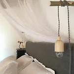 La Bousquetiere Bed & Breakfast