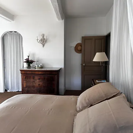 La Bousquetiere Bed & Breakfast 3*